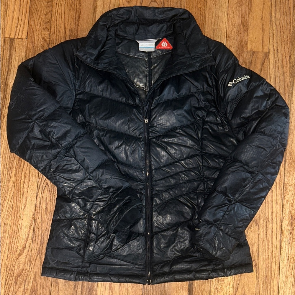 Columbia Women's Glossy Black Omni- Heat Jacket size Small
